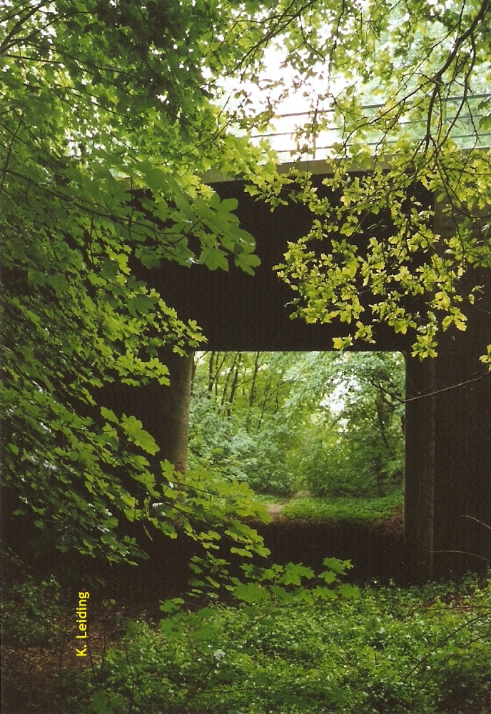 Brücke der B 75 bei *Trelde-3.